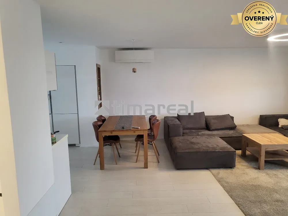 kuchyna obyvacka.webp